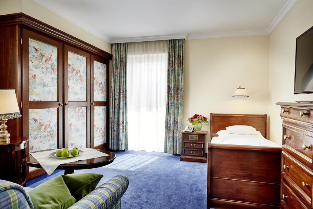 Hotel Hirlanda Zuers Phòng bức ảnh