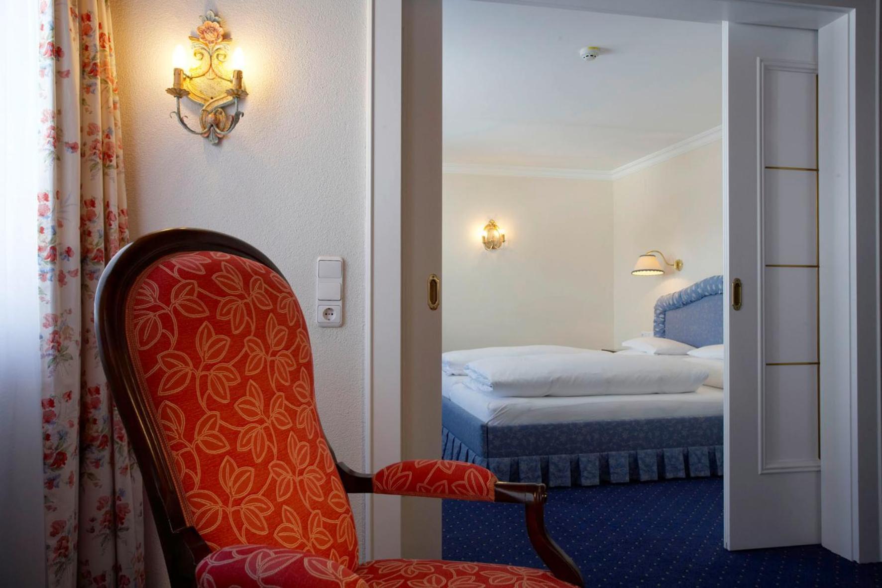 Hotel Hirlanda Zuers Ngoại thất bức ảnh