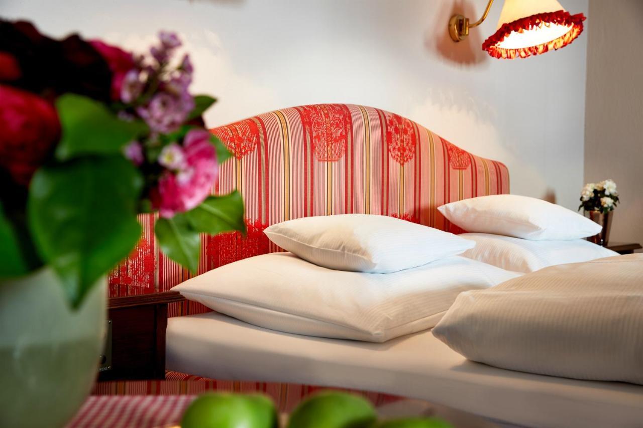 Hotel Hirlanda Zuers Ngoại thất bức ảnh